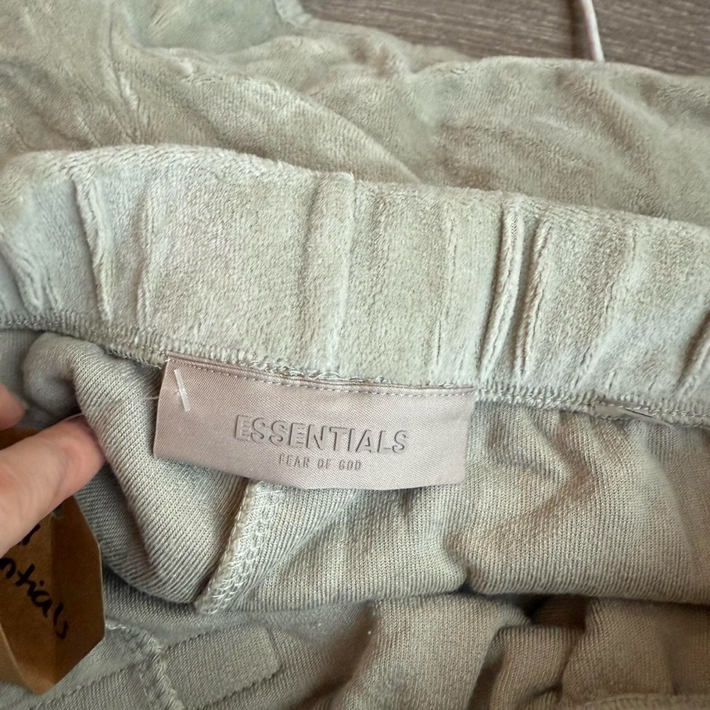 Authentic essentials shorts - Picture 4 of 6